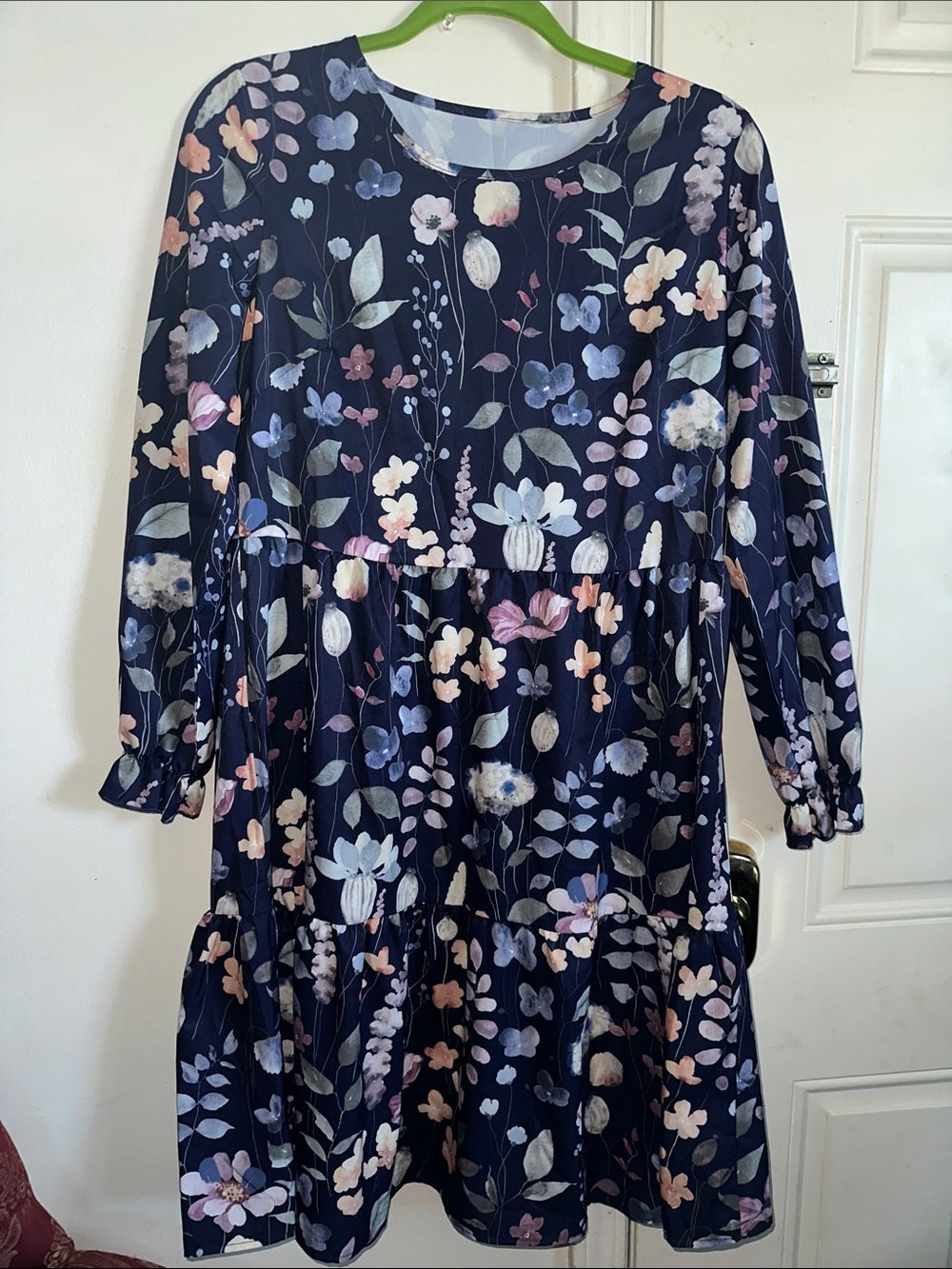 Amazon Navy Floral Long-Sleeve Tiered Dress p2p 19 x L 39